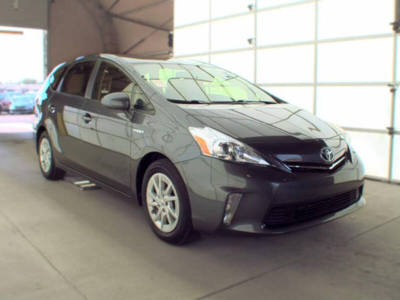 2013 Toyota Prius v Three
