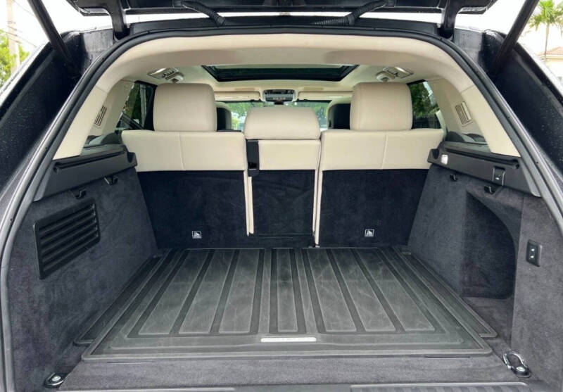 2020 Land Rover Range Rover Sport HSE