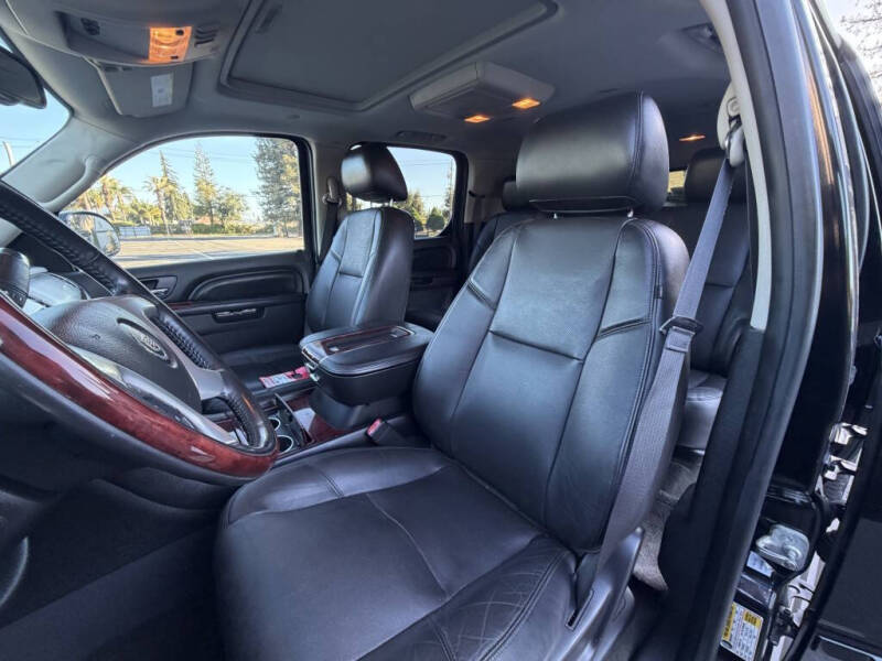 2013 Cadillac Escalade ESV Premium