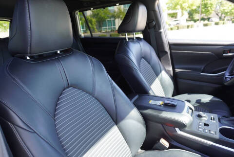 2023 Toyota Highlander XSE