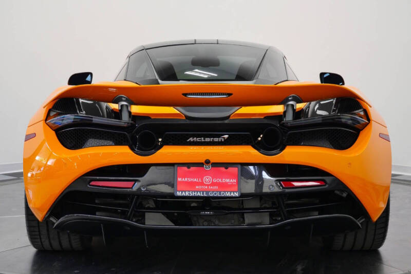2022 McLaren 720S Performance