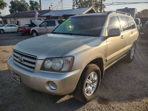 2001 Toyota Highlander for sale at Larry's Auto Sales Inc. in Fresno CA