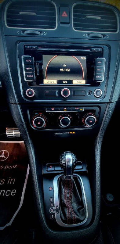 2012 Volkswagen GTI Base PZEV