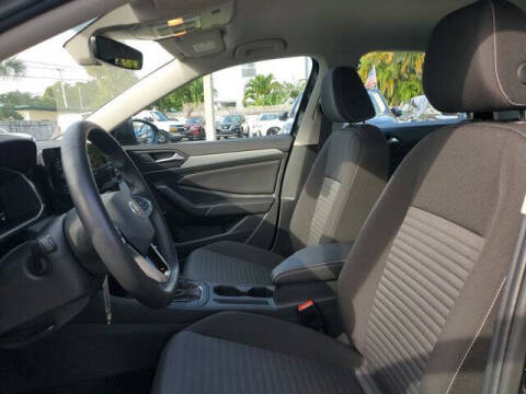 2025 Volkswagen Jetta S