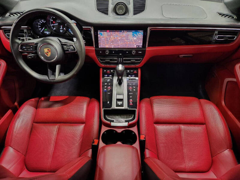 2023 Porsche Macan