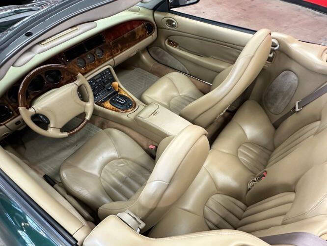 1997 Jaguar XK8