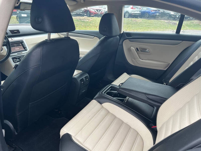 2010 Volkswagen CC Sport