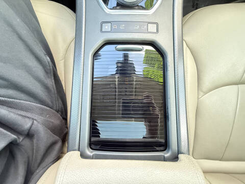 2019 Land Rover Range Rover Evoque SE Premium