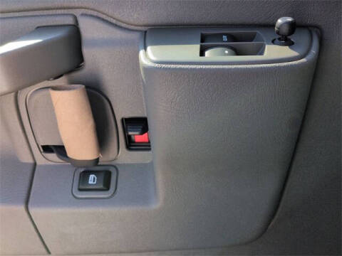 2025 Chevrolet Express 2500