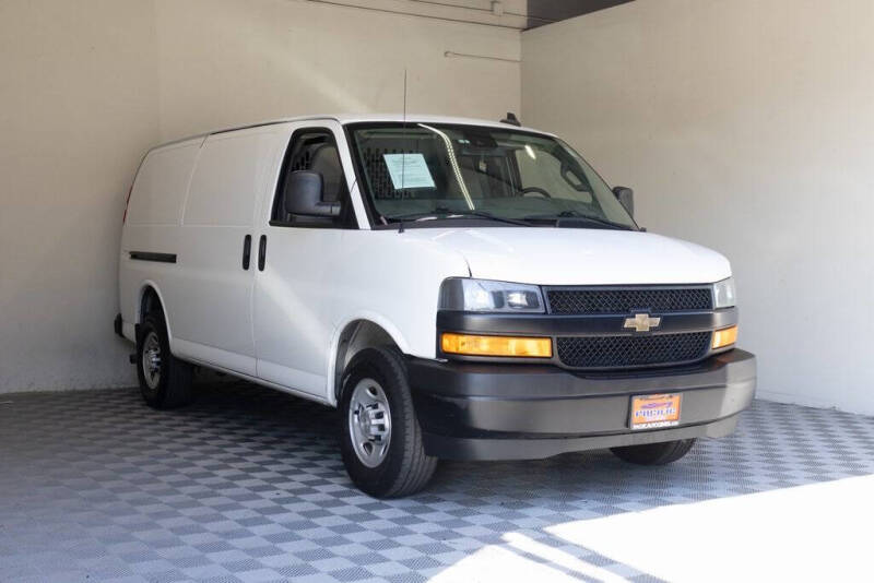2020 Chevrolet Express 2500