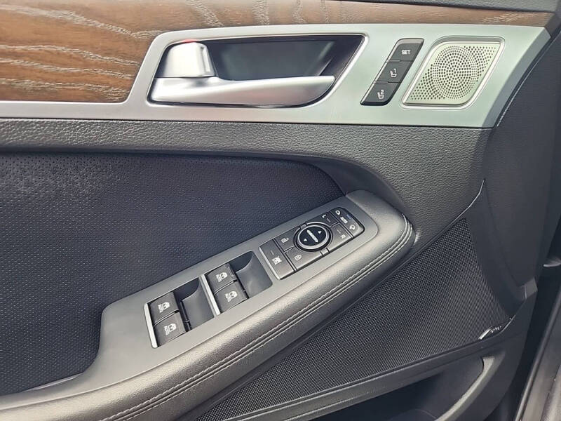 2018 Genesis G80