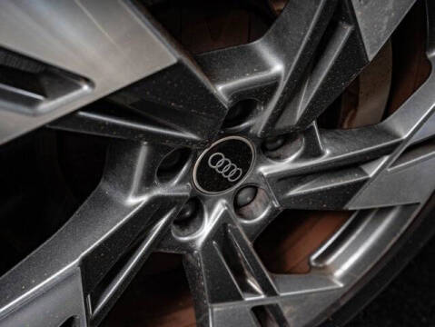 2021 Audi e-tron quattro Premium