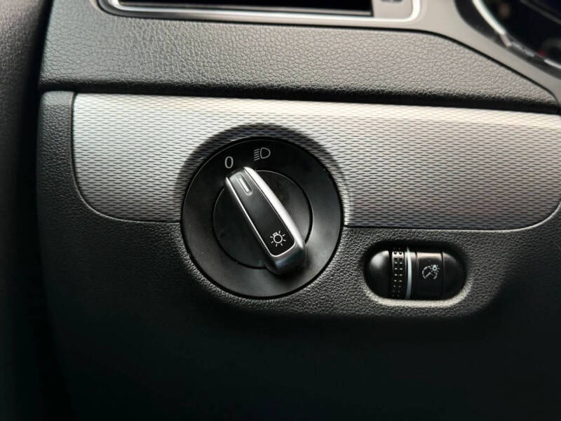 2016 Volkswagen Jetta