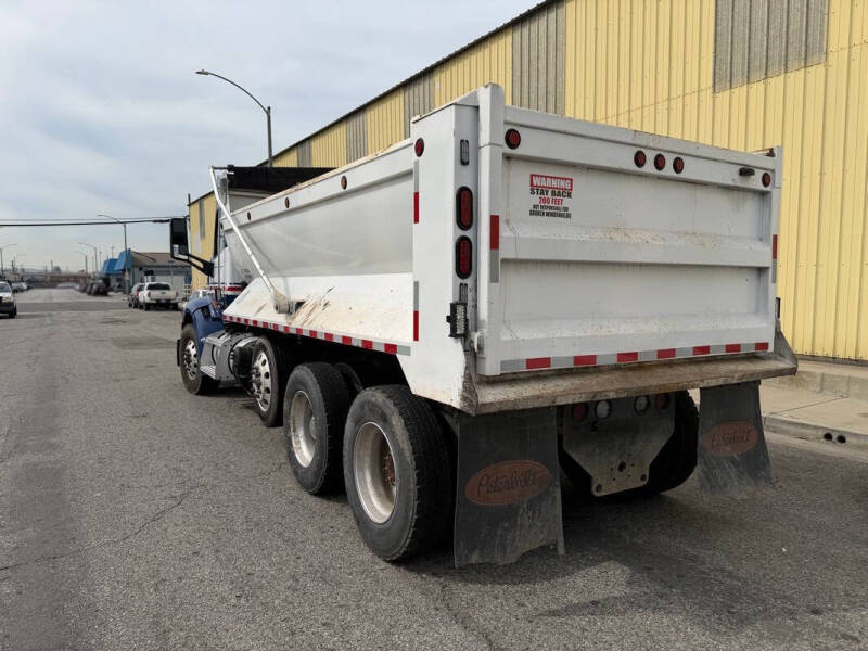 2016 Peterbilt 579
