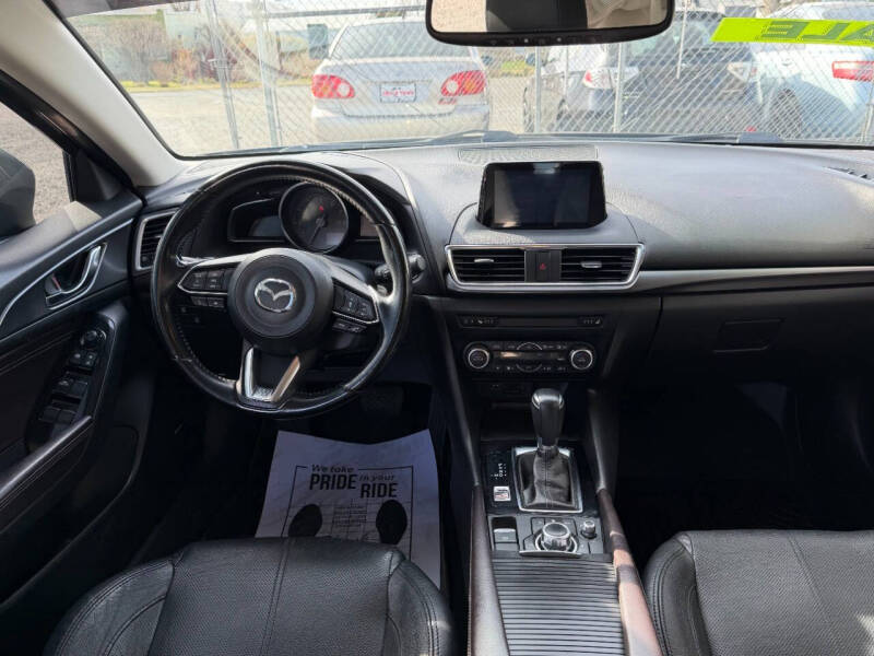 2017 Mazda MAZDA3 Grand Touring