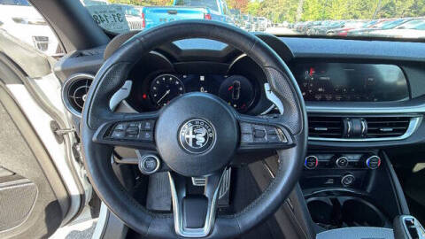 2025 Alfa Romeo Stelvio