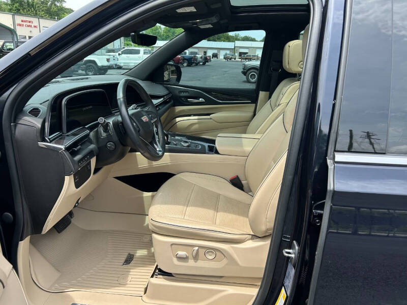 2023 Cadillac Escalade ESV Premium Luxury