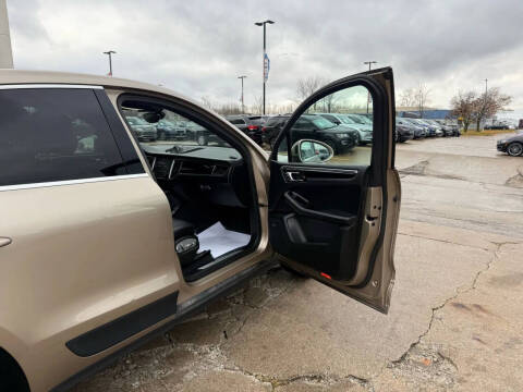 2018 Porsche Macan S