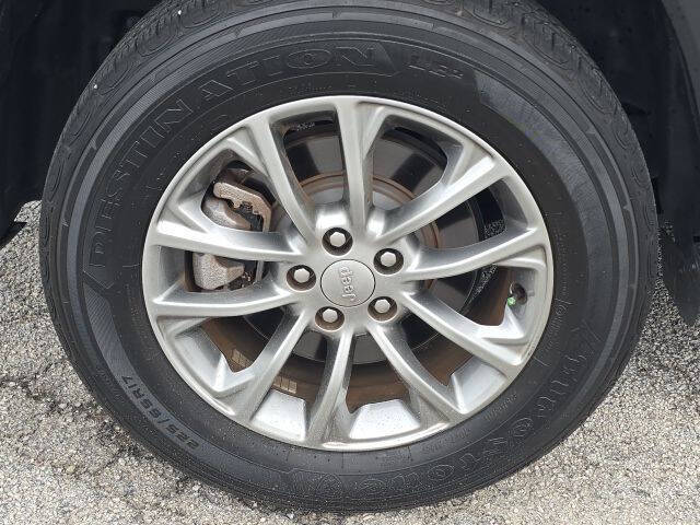 2022 Jeep Cherokee Latitude Lux