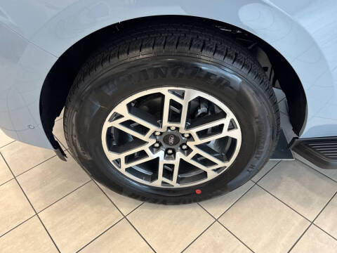 2025 Ford Expedition Active