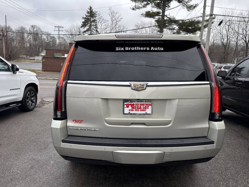 2015 Cadillac Escalade Luxury