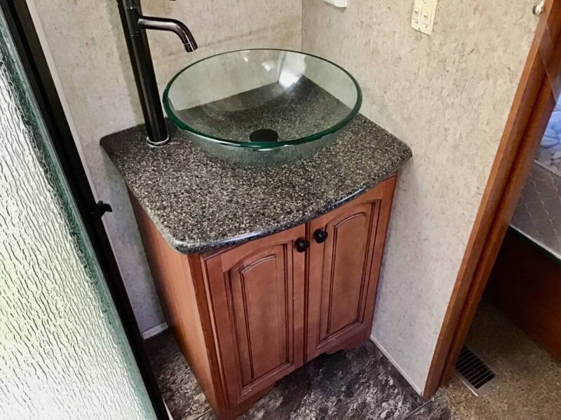 2012 Heartland Big Horn 3250TS