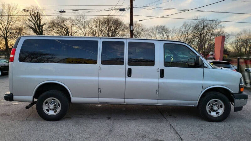 2018 Chevrolet Express LT 3500