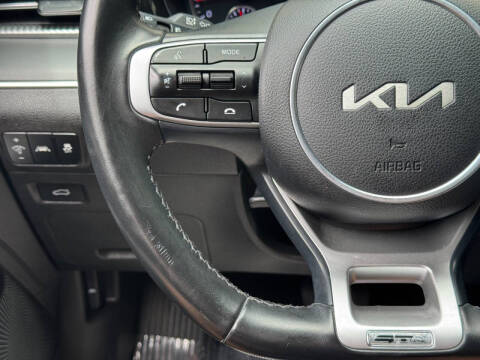 2023 Kia K5