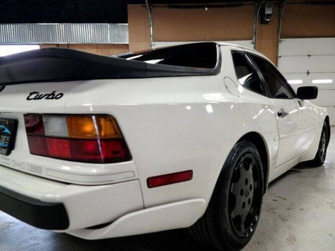 1987 Porsche 944 Turbo