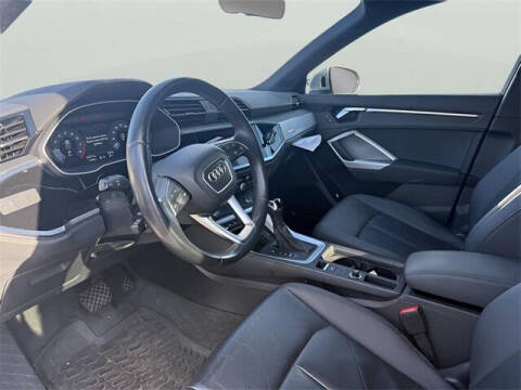 2020 Audi Q3 quattro Premium 45 TFSI