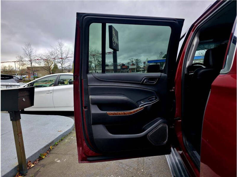 2017 Chevrolet Suburban Premier