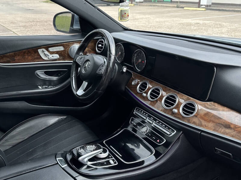 2017 Mercedes-Benz E-Class E 300 4MATIC