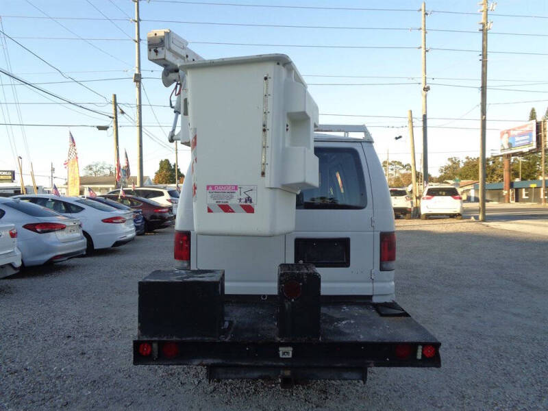 2006 Ford E-Series E-350 SD