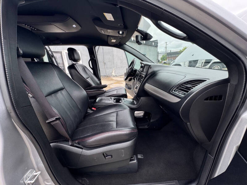 2019 Dodge Grand Caravan GT