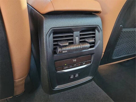 2023 BMW 3 Series 330i