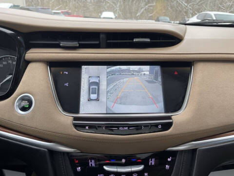 2017 Cadillac XT5 Platinum