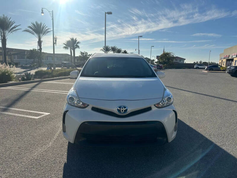 2017 Toyota Prius v