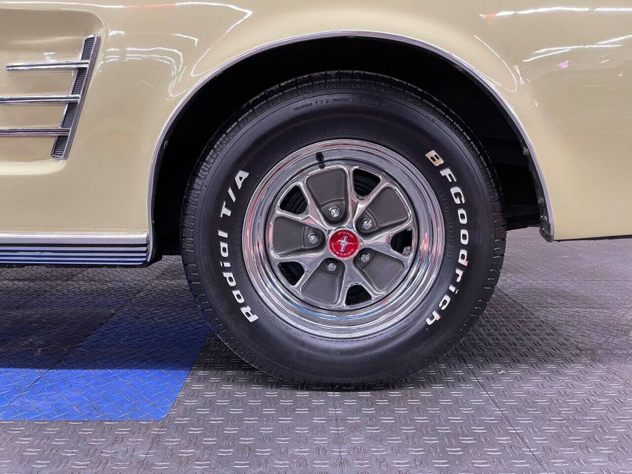 1966 Ford Mustang 27
