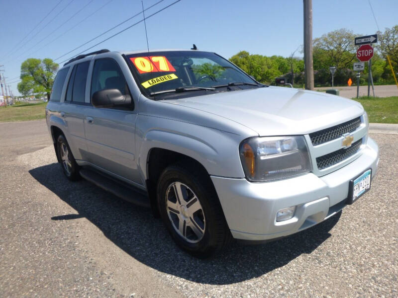 2007 Chevrolet TrailBlazer for sale at Country Side Car Sales in Elk River MN