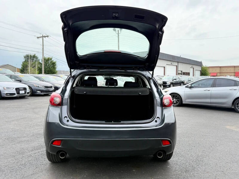 2016 Mazda MAZDA3 i Sport
