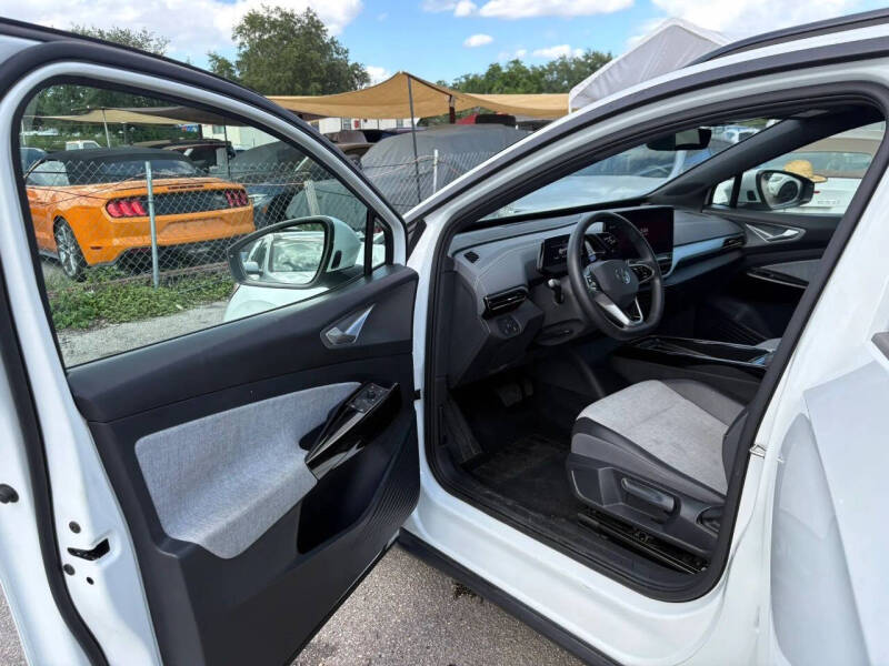 2023 Volkswagen ID.4 Pro