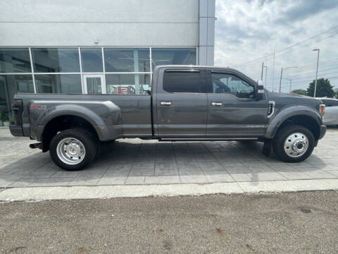 2017 Ford F-450 Super Duty Platinum