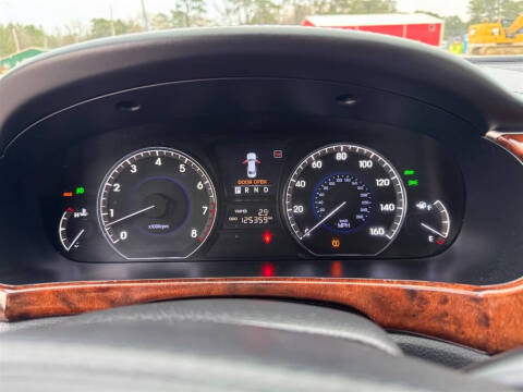 2012 Hyundai Equus