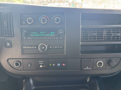 2021 Chevrolet Express 2500