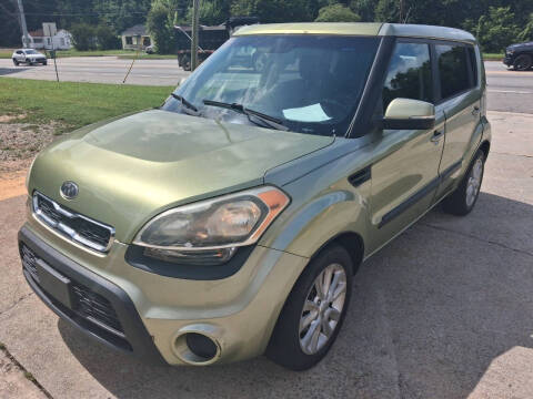 2012 Kia Soul +