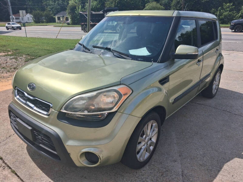 2012 Kia Soul +