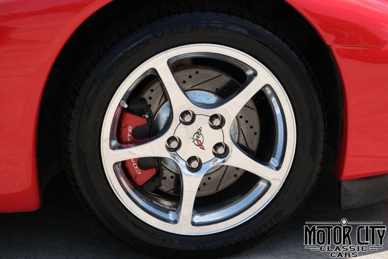 2004 Chevrolet Corvette