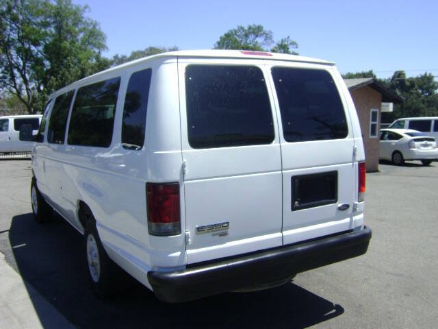 2008 Ford E-Series E-350 SD XL