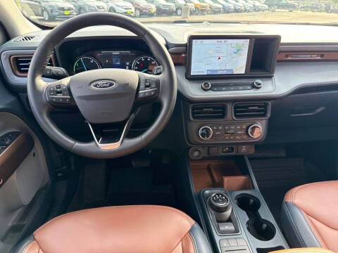 2024 Ford Maverick Lariat