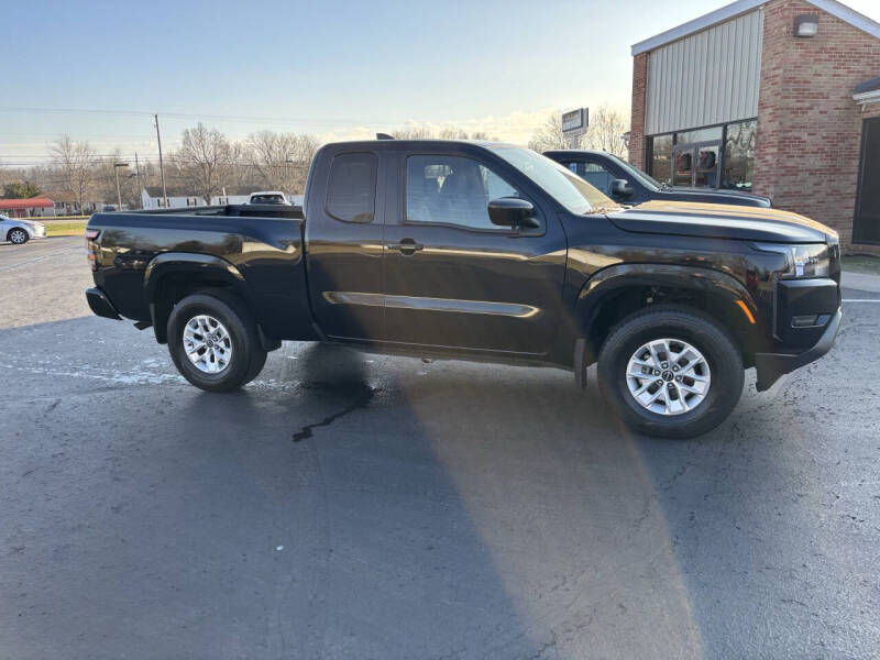 2024 Nissan Frontier SV